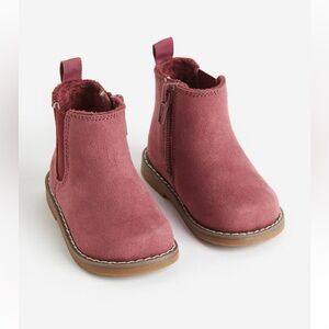 H&M Warm-Lined Chelsea Boots